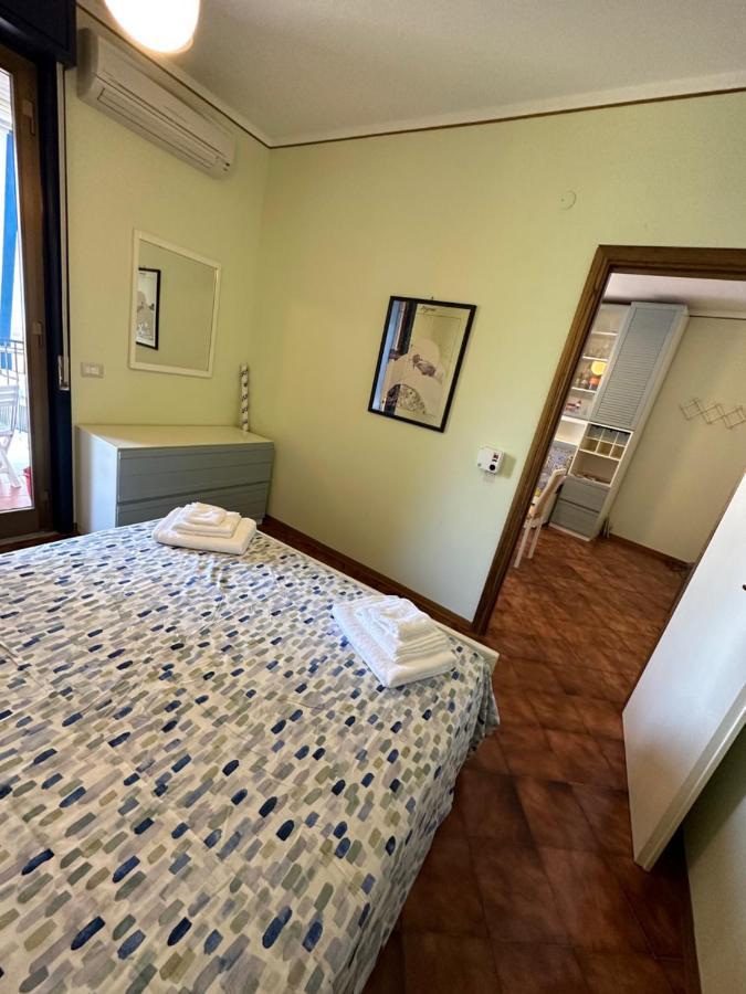 Roberto House Beach - Taormina Mare Giardini Naxos Dış mekan fotoğraf